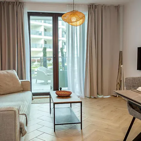 Elegant Skyline Retreat With Pool & Access By Flat Manаger Apartment Varna